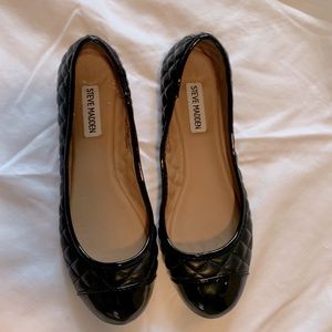 Steve Madden Black Flats